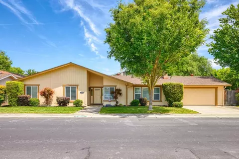 3900 Spring Oak Dr, Modesto, CA 95355 photo 1