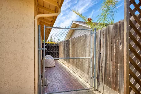 3900 Spring Oak Dr, Modesto, CA 95355 photo 32