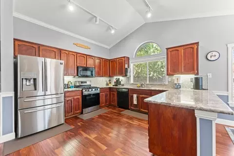 Kitchen - 3208 Black Eagle Dr, Antelope, CA 95843 photo 2 of 5