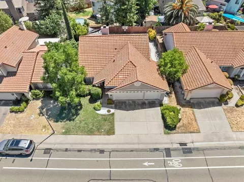 View/Area - 3208 Black Eagle Dr, Antelope, CA 95843 photo 3 of 8