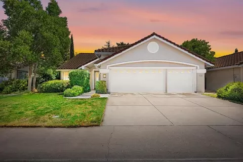 3208 Black Eagle Dr, Antelope, CA 95843 photo 1