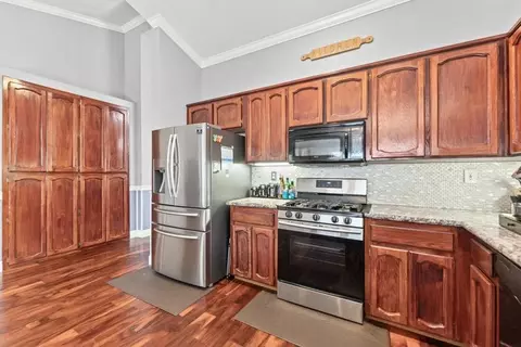 Kitchen - 3208 Black Eagle Dr, Antelope, CA 95843 photo 4 of 5