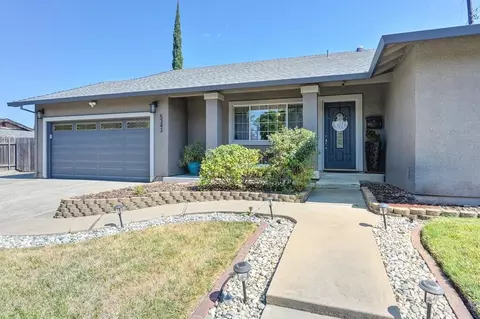 Exterior - 5343 Ridgefield Ave, Carmichael, CA 95608 photo 8 of 31