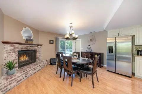 Dining - 5343 Ridgefield Ave, Carmichael, CA 95608 photo 2 of 4