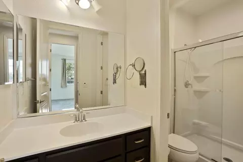 Bath - 424 S Derone Ln, Tracy, CA 95376 photo 1 of 7