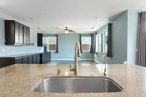 Living - 424 S Derone Ln, Tracy, CA 95376 photo 1 of 5