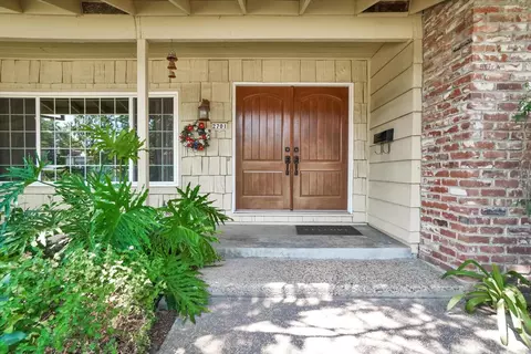 2701 Leoleta Way, Carmichael, CA 95608 photo 1