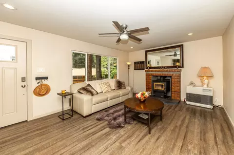 2861 Laurel Dr, Pollock Pines, CA 95726 photo 4
