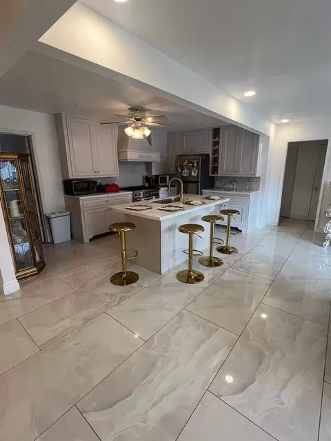 Kitchen - 1663 142nd Ave, San Leandro, CA 94578 photo 2 of 2