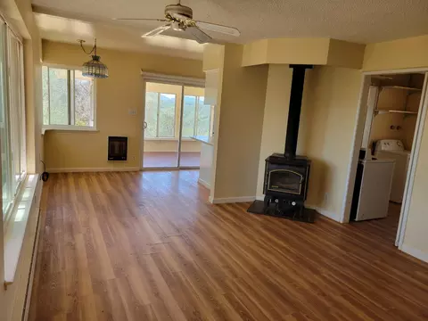 Living - 1500 Tango Rd, Placerville, CA 95667 photo 2 of 3