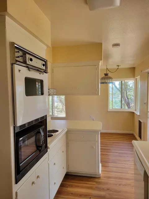 Kitchen - 1500 Tango Rd, Placerville, CA 95667 photo 3 of 3