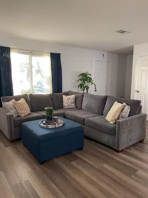 932 Dolores St, Livermore, CA 94550 photo 3