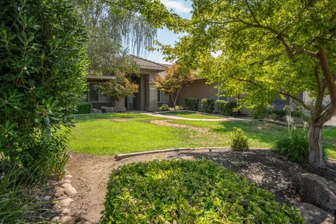 3782 Black Hawk Ave, Merced, CA 95340 photo 2