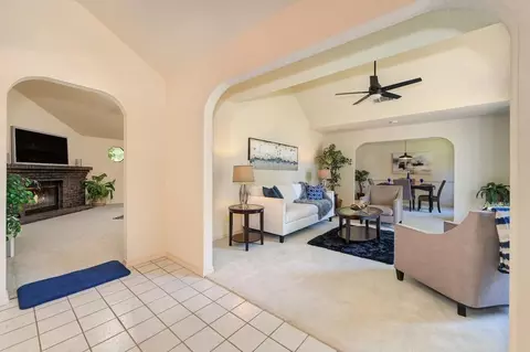 Entry Way - 8781 Beechcrest Ct, Orangevale, CA 95662 photo 2 of 5