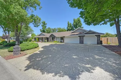 Exterior - 8781 Beechcrest Ct, Orangevale, CA 95662 photo 3 of 25