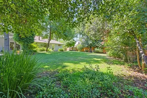 Exterior - 8781 Beechcrest Ct, Orangevale, CA 95662 photo 16 of 25