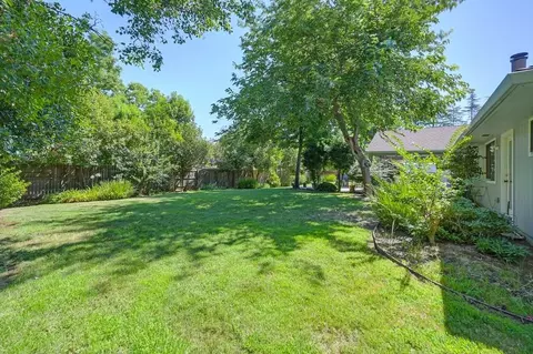 Exterior - 8781 Beechcrest Ct, Orangevale, CA 95662 photo 18 of 25