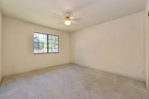 Bedroom - 8781 Beechcrest Ct, Orangevale, CA 95662 photo 5 of 11