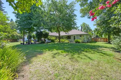 Exterior - 8781 Beechcrest Ct, Orangevale, CA 95662 photo 17 of 25
