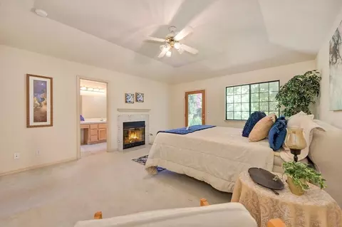 Bedroom - 8781 Beechcrest Ct, Orangevale, CA 95662 photo 11 of 11