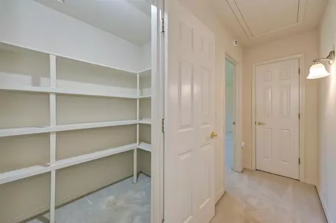 Entry Way - 8781 Beechcrest Ct, Orangevale, CA 95662 photo 3 of 5