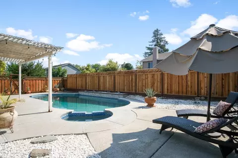 Exterior - 403 Roadrunner Dr, Patterson, CA 95363 photo 7 of 7