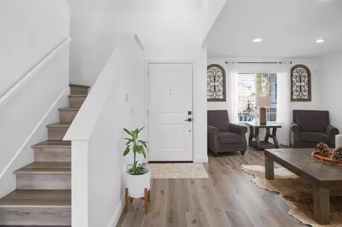 Entry Way - 403 Roadrunner Dr, Patterson, CA 95363 photo 1 of 3