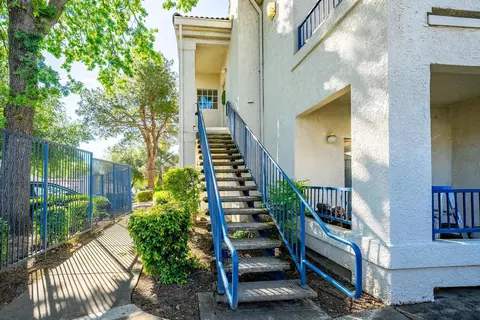 Exterior - 3106 Beachcomber Dr, Rocklin, CA 95677 photo 2 of 16