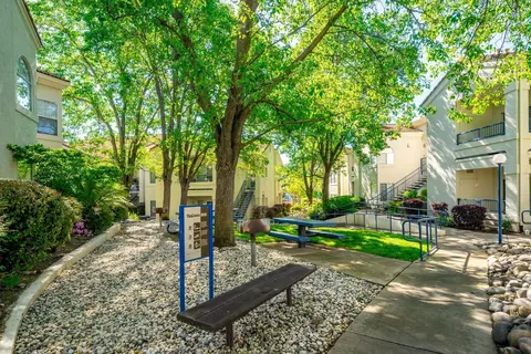 Exterior - 3106 Beachcomber Dr, Rocklin, CA 95677 photo 8 of 16