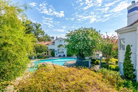 Exterior - 3106 Beachcomber Dr, Rocklin, CA 95677 photo 13 of 16