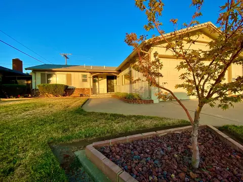 1132 S Orange Ave, Lodi, CA 95240 photo 2