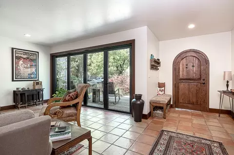 Entry Way - 522 Myrtle, Modesto, CA 95350 photo 1 of 3