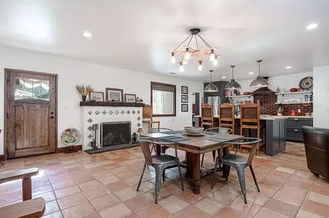 Dining - 522 Myrtle, Modesto, CA 95350 photo 2 of 2