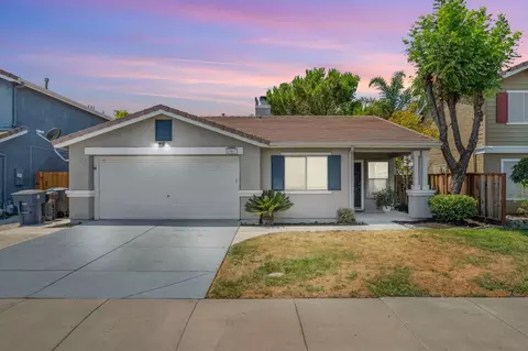 807 Robert L Smith Dr, Tracy, CA 95376 photo 1