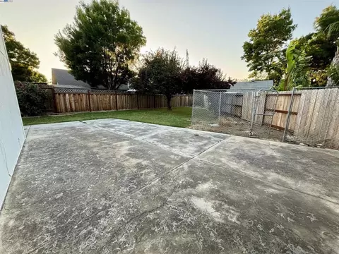555 Mcmurphy Ct, Patterson, CA 95363 photo 34