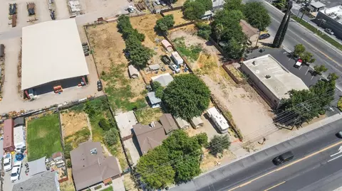 8042 Lander, Hilmar, CA 95324 photo 5