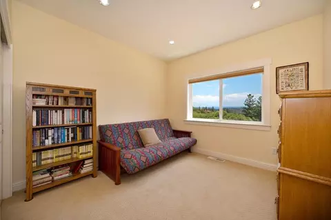 Bedroom - 1280 Cerro Vista Dr, Applegate, CA 95703 photo 5 of 9