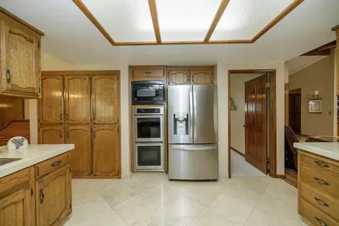 Kitchen - 2600 Barola Ln, Modesto, CA 95356 photo 4 of 4