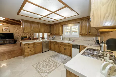 Kitchen - 2600 Barola Ln, Modesto, CA 95356 photo 3 of 4