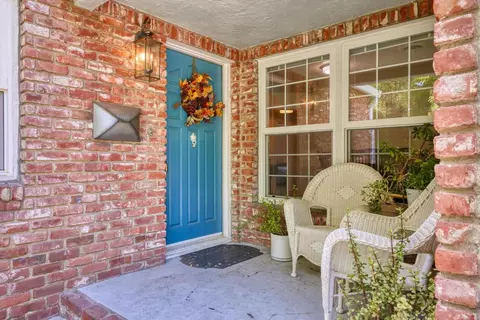 925 Brady Ave, Modesto, CA 95350 photo 9