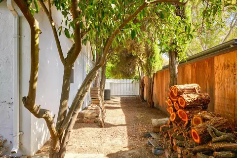 925 Brady Ave, Modesto, CA 95350 photo 39