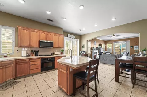 759 Bishop St, Manteca, CA 95337 photo 7