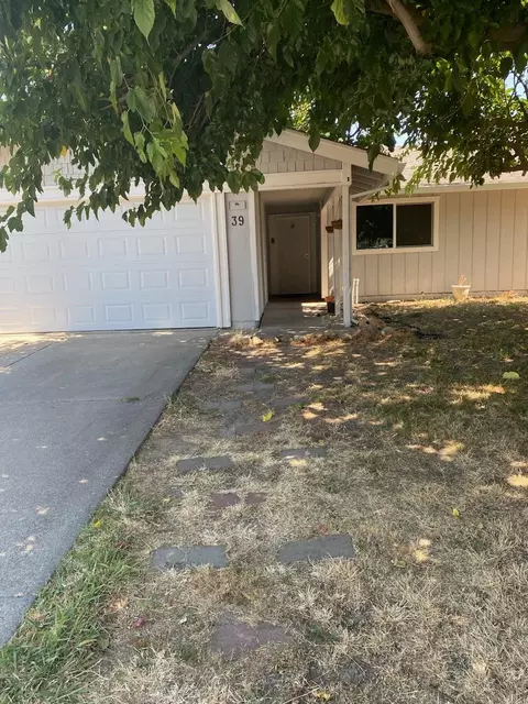 39 Decathlon Cir, Sacramento, CA 95823