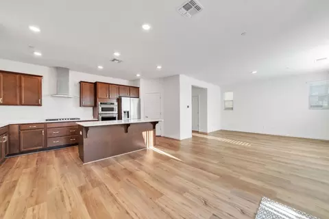 3332 Auburn Leaf Loop, Folsom, CA 95630 photo 10