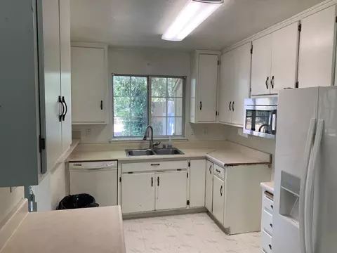 Kitchen - 5917 Shirley Ave, Carmichael, CA 95608 photo 1 of 1
