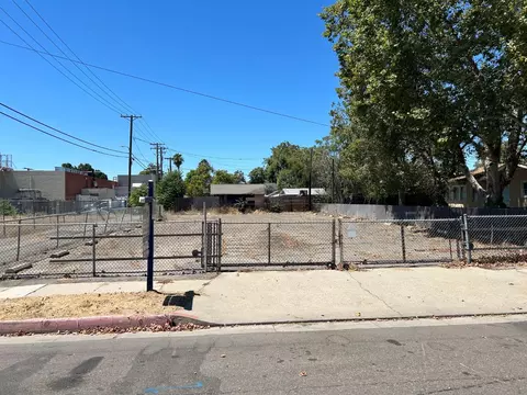 311 Mitchell Ave, Turlock, CA 95380 photo 1