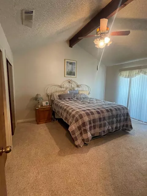917 Mercy Ave, Modesto, CA 95358 photo 10