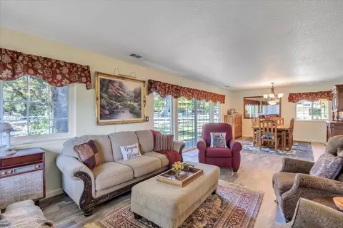 19219 Hess Ave, Sonora, CA 95370 photo 7