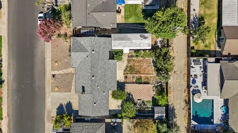 View/Area - 1816 Fallon Ln, Modesto, CA 95355 photo 4 of 7