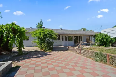Exterior - 1816 Fallon Ln, Modesto, CA 95355 photo 8 of 12